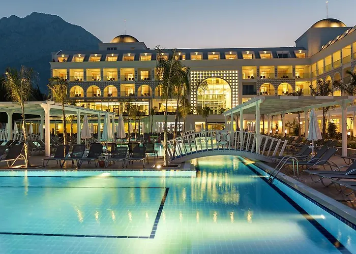 Karmir Resort & SpaSpa Hotel